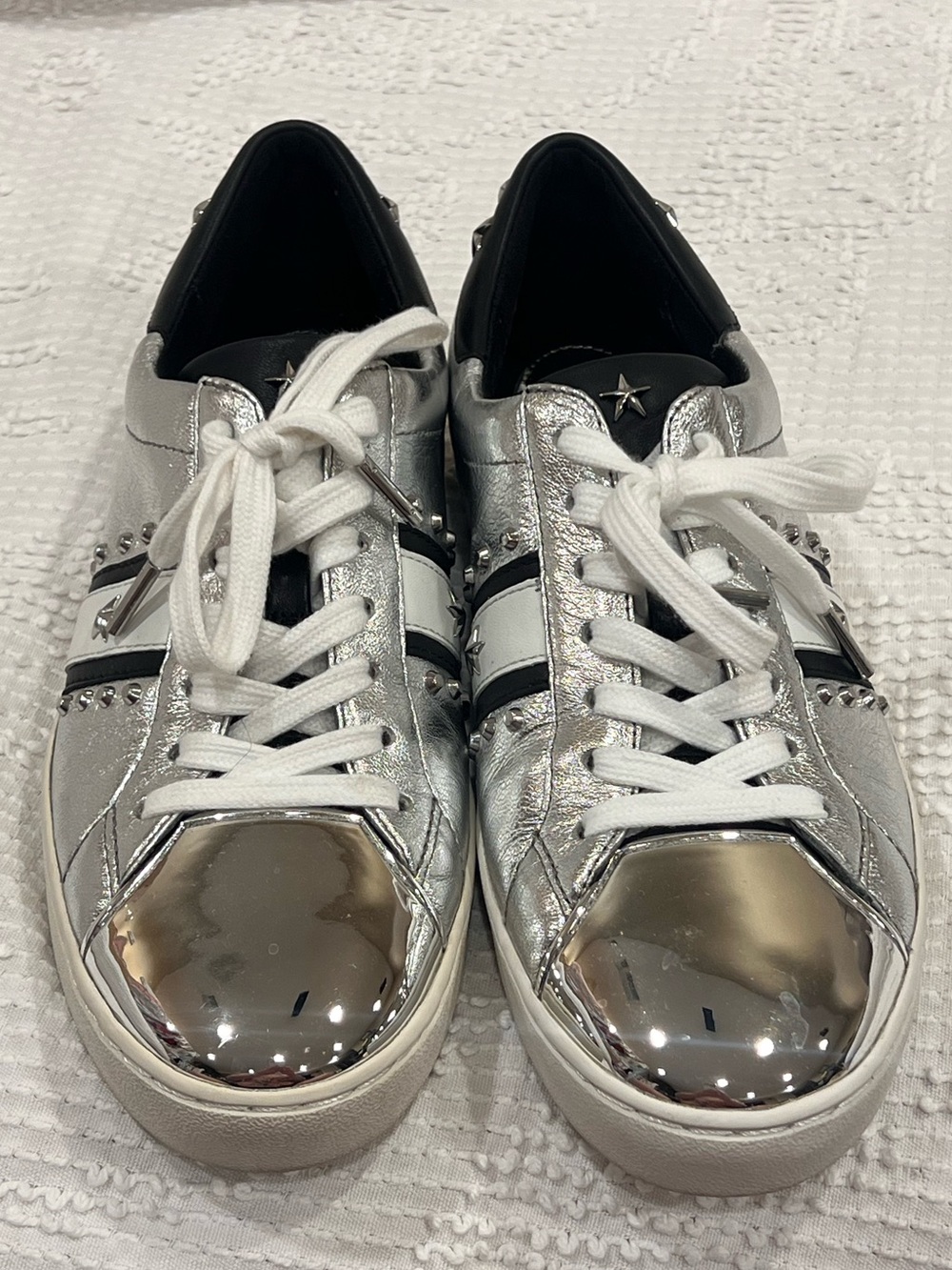 Michael Kors Frankie Silver and White Low-Top Star Accent Sneakers